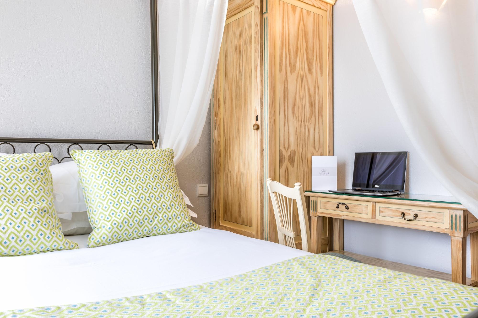 Alessandra Hotel Parijs